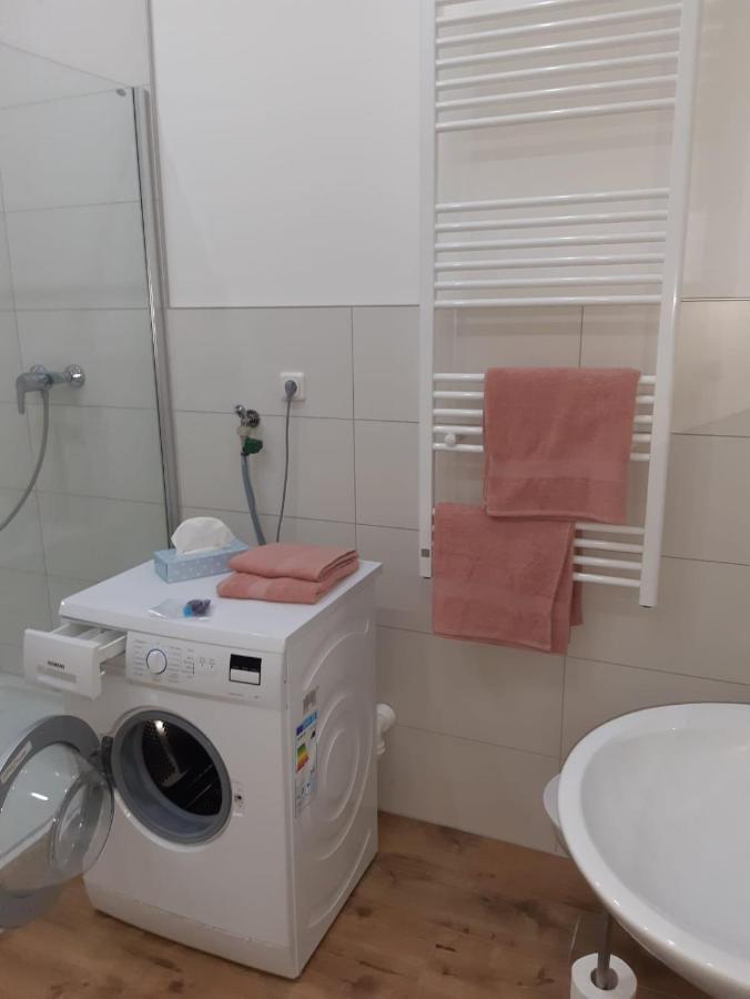 Luxurioese Wohnung Mit Eigenem Garten Augsburg Kültér fotó